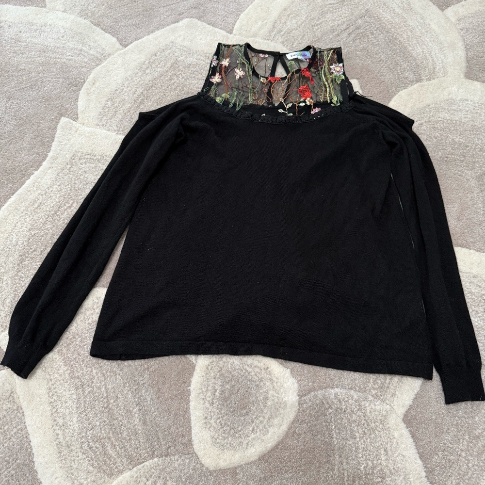 Chic Black Top with Floral Embroidery